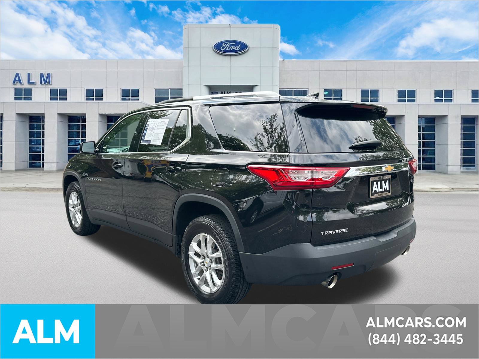 Used 2018 Chevrolet Traverse LT FWD image 8