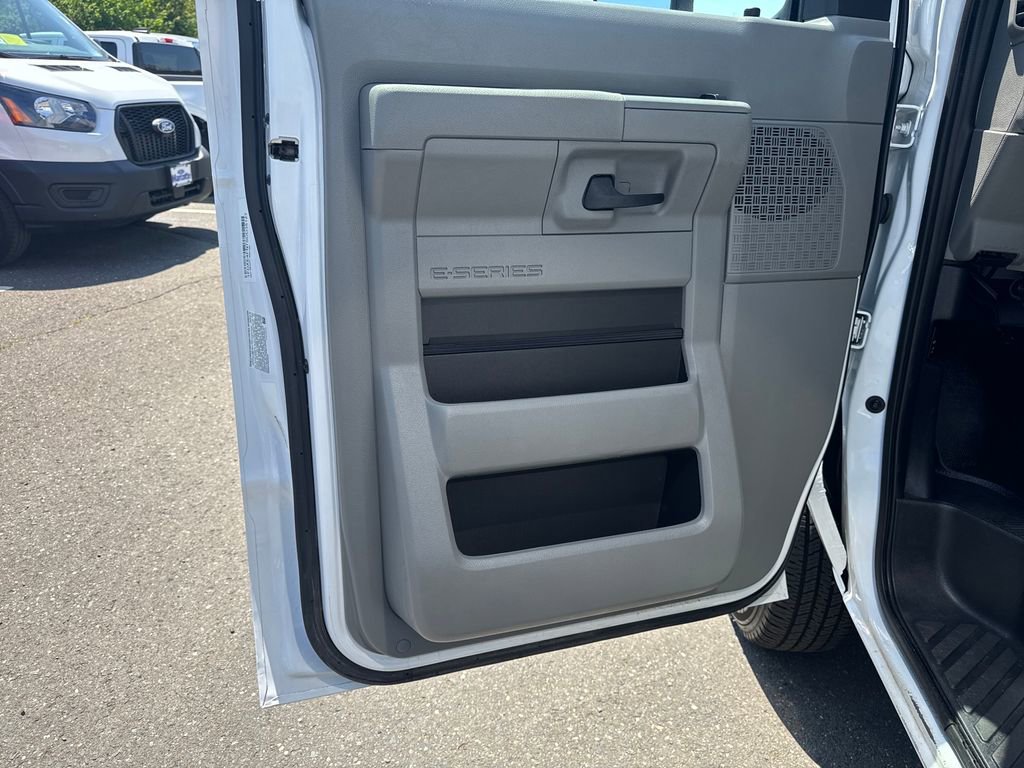 Certified 2025 Ford E-450 and Econoline 450 Super Duty w/ Power Equipment Group RWD image 11