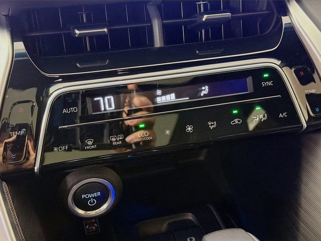 Used 2024 Toyota Venza Limited AWD/4WD image 18