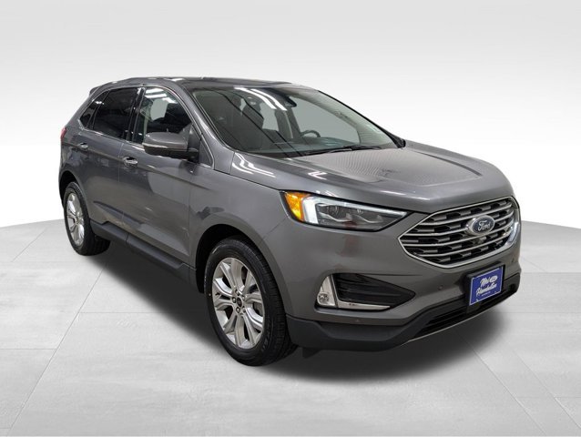 Certified 2023 Ford Edge Titanium w/ Equipment Group 301A AWD/4WD image 19