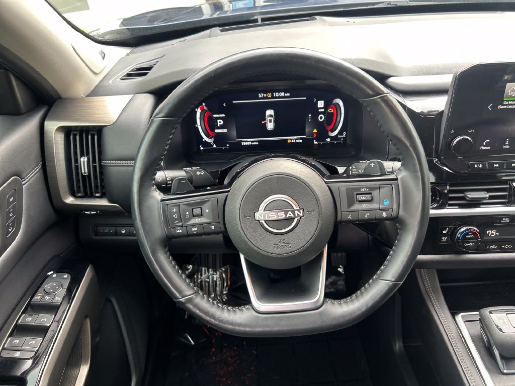 Used 2025 Nissan Pathfinder Platinum w/ Cargo Package FWD image 17