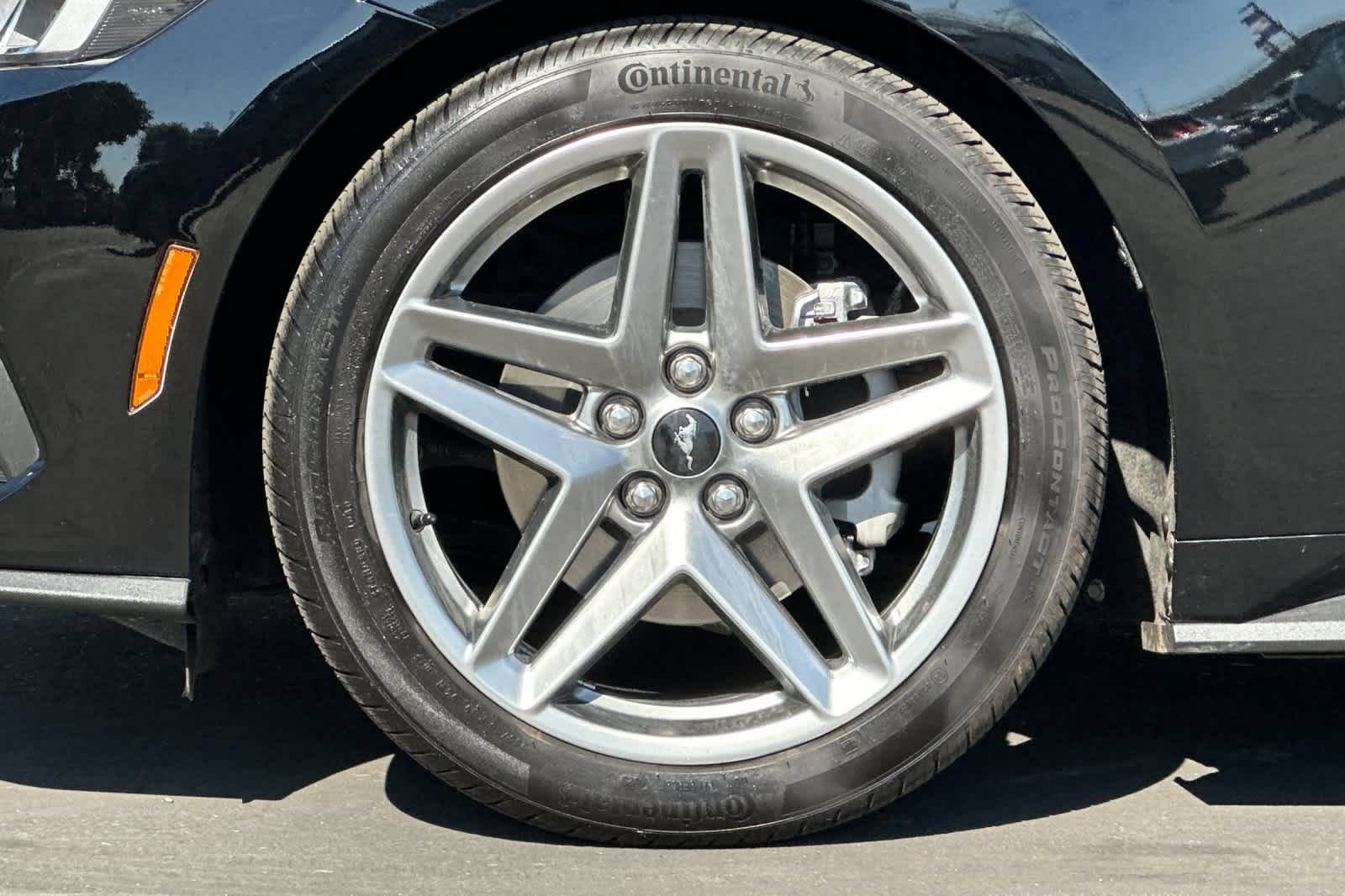 Certified 2024 Ford Mustang Coupe RWD image 25