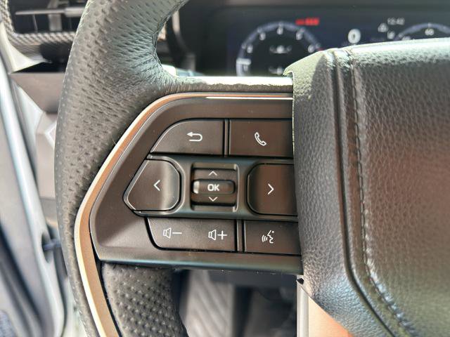 Used 2025 Toyota Tacoma TRD Off-Road AWD/4WD image 24