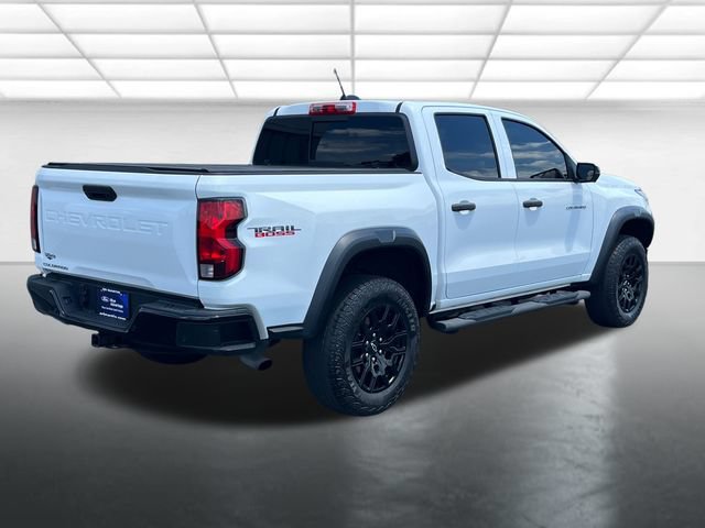 Used 2023 Chevrolet Colorado Trail Boss w/ Technology Package AWD/4WD image 4