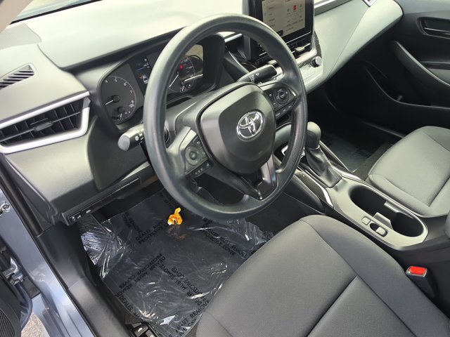 Used 2025 Toyota Corolla LE FWD image 20