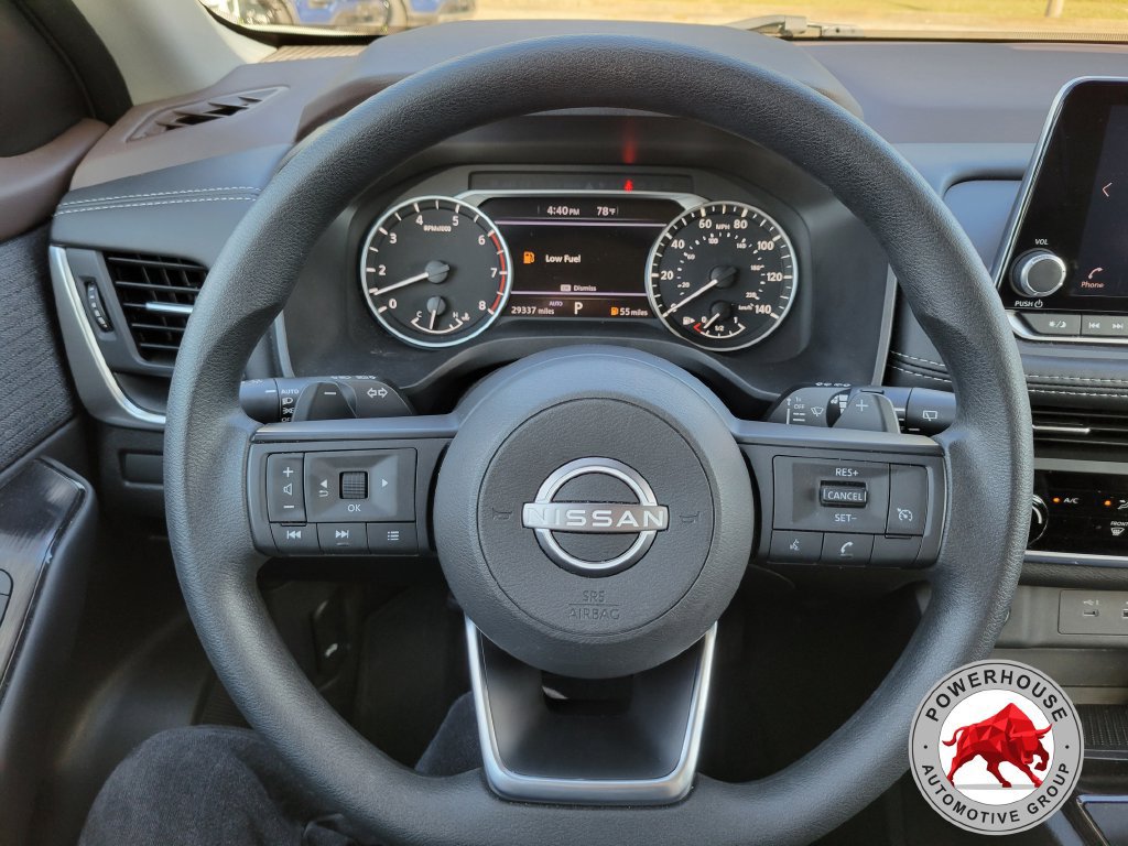 Used 2023 Nissan Rogue S AWD/4WD image 31