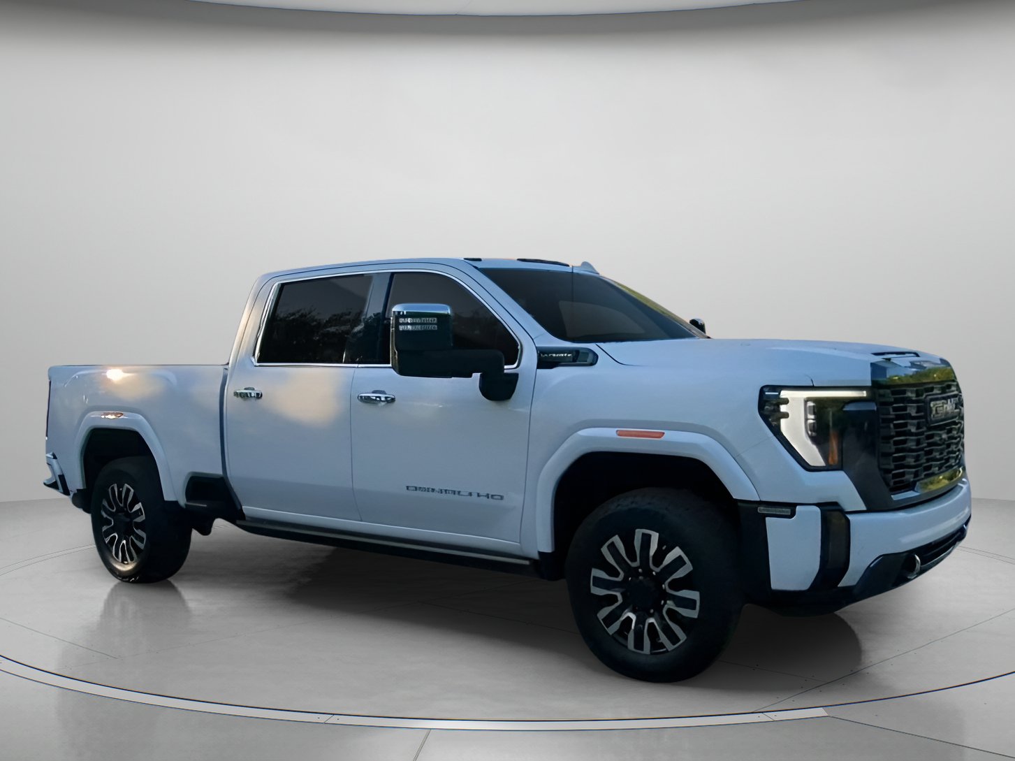 Used 2024 GMC Sierra 2500 Denali Ultimate AWD/4WD image 36