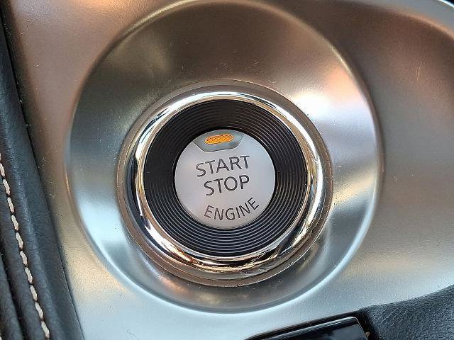 Used 2018 Nissan Maxima Platinum image 24