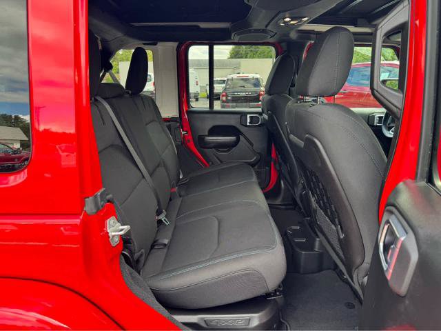 Used 2022 Jeep Wrangler Unlimited Rubicon 4xe AWD/4WD image 12