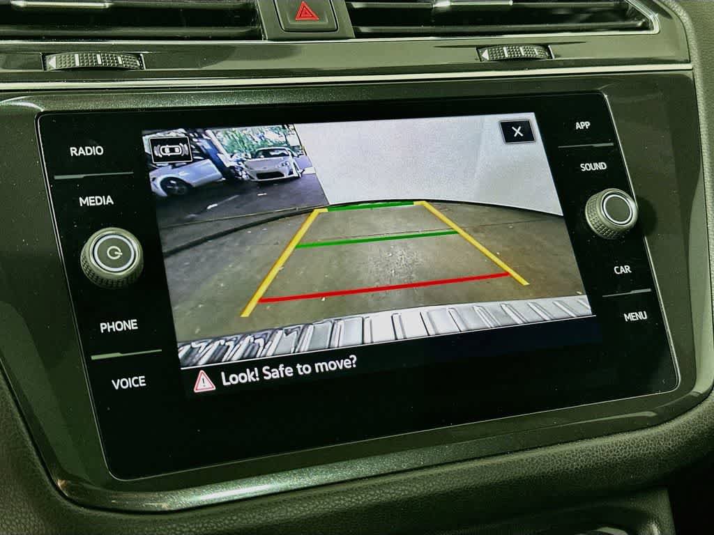 Used 2023 Volkswagen Tiguan SE R-Line FWD image 27
