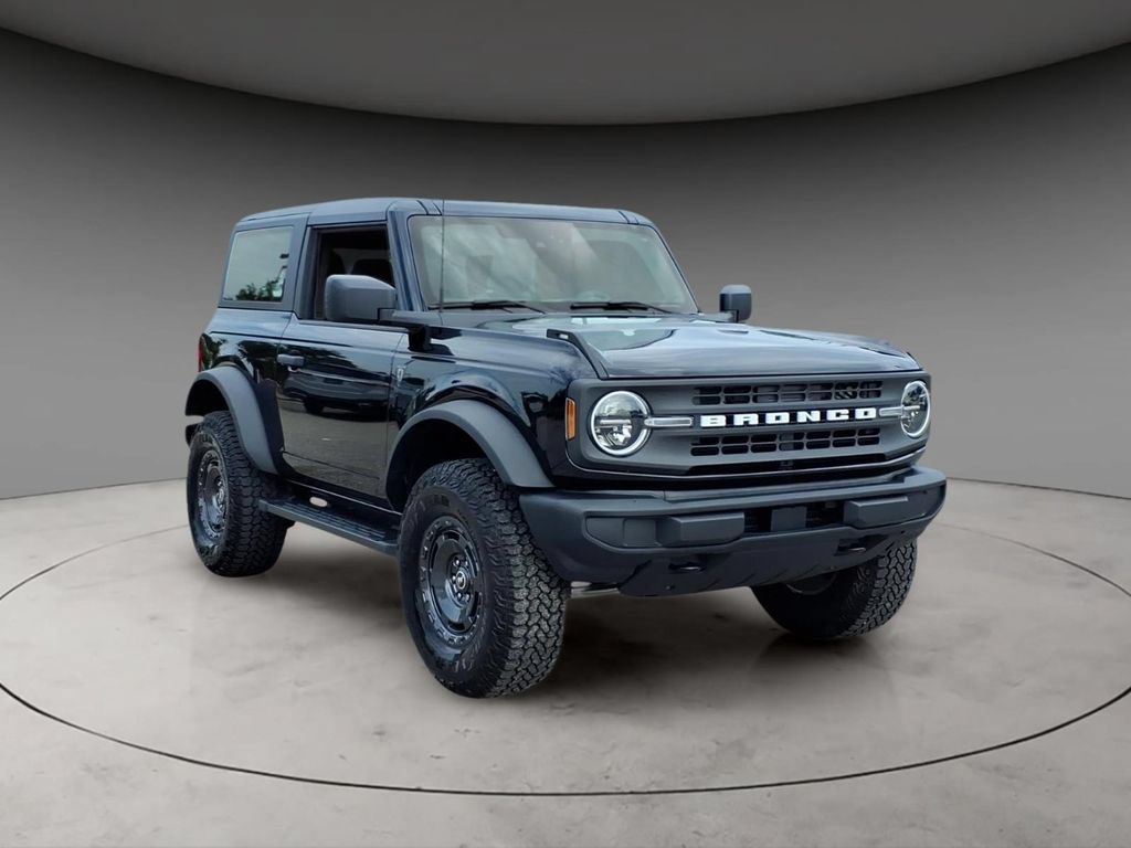 Certified 2025 Ford Bronco 2-Door w/ Sasquatch Package AWD/4WD image 13