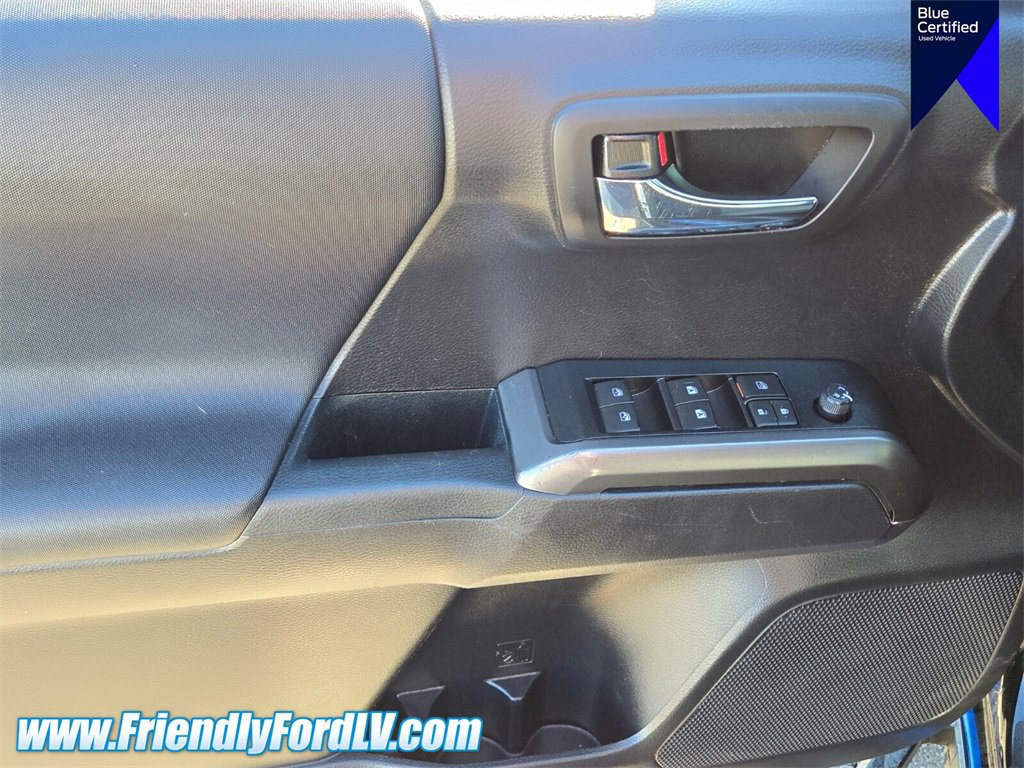 Used 2021 Toyota Tacoma TRD Sport image 19