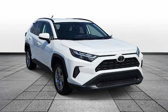 Used 2025 Toyota RAV4 XLE FWD image 3