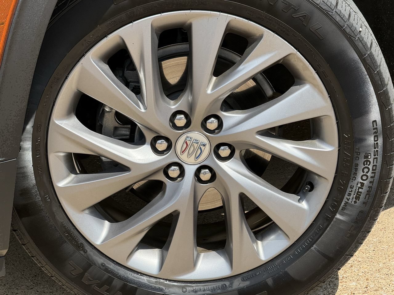 Used 2025 Buick Enclave Preferred w/ Power Package FWD image 9