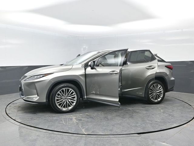 Used 2021 Lexus RX 450h AWD w/ Luxury Package image 31