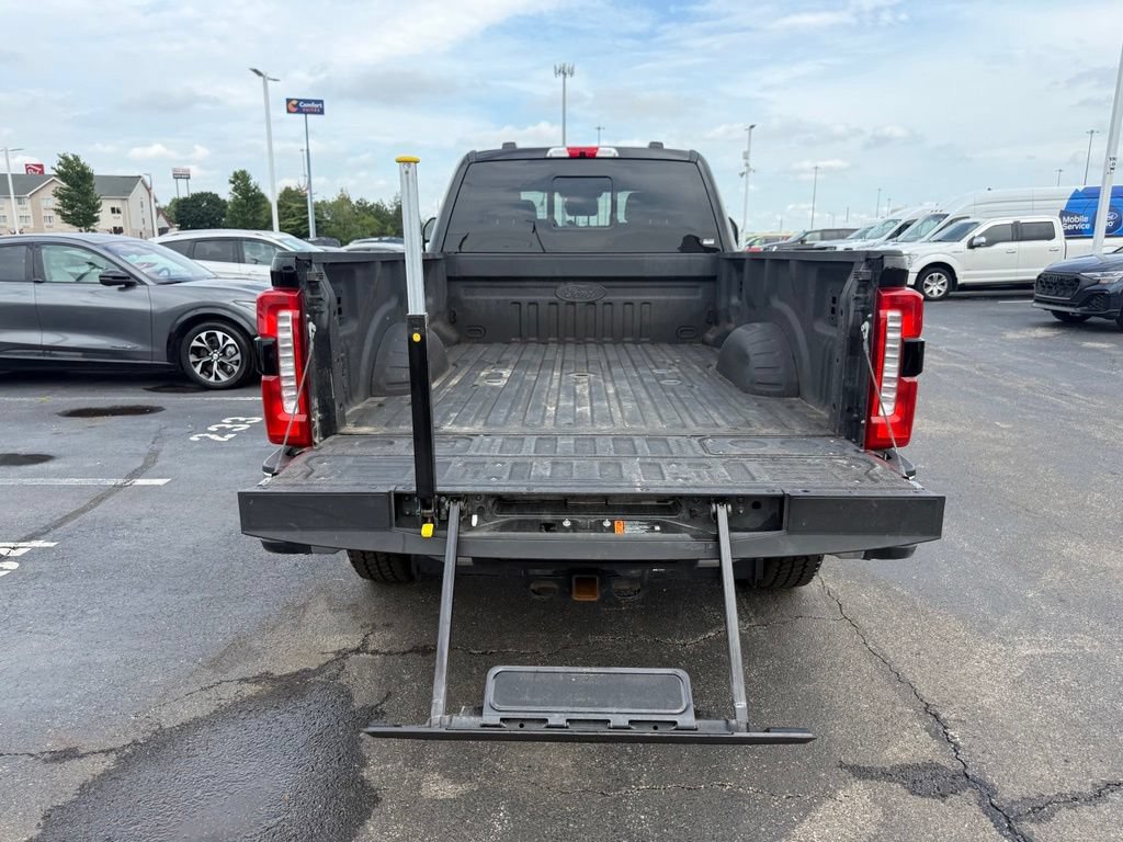 Certified 2025 Ford F350 Lariat w/ Lariat Ultimate Package AWD/4WD image 60
