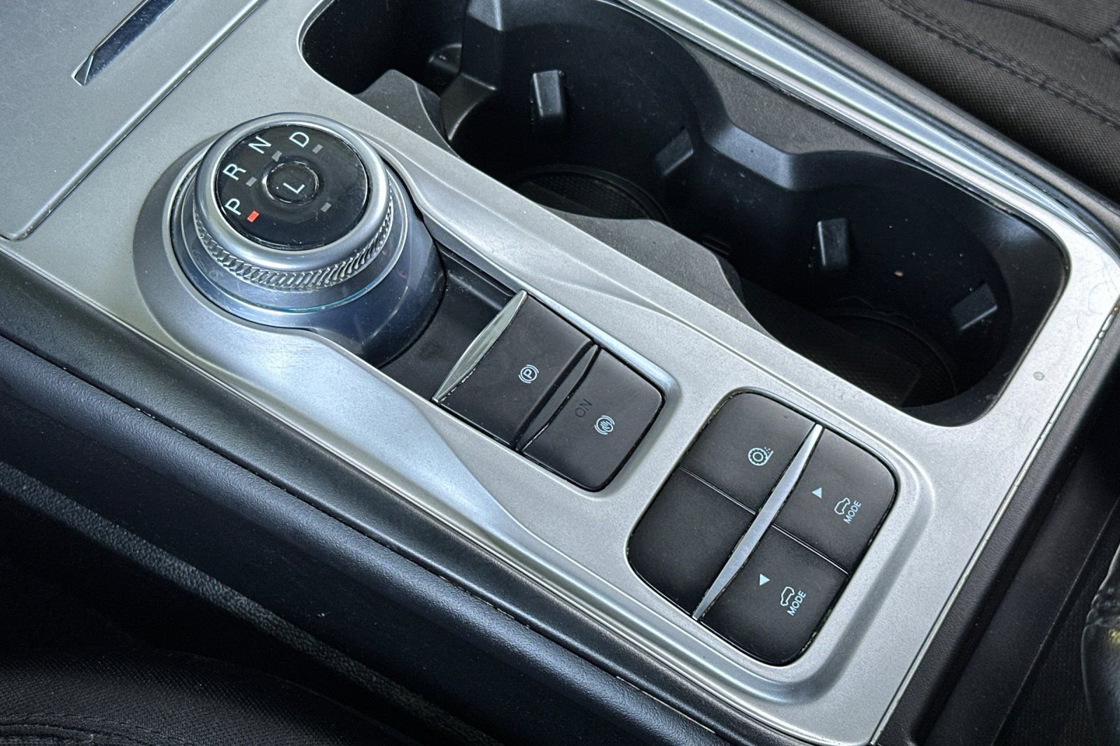 Certified 2022 Ford Explorer XLT RWD image 18