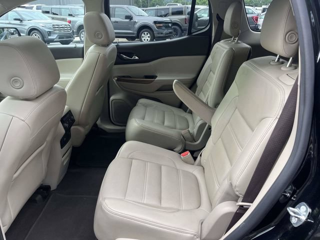 Used 2017 GMC Acadia Denali w/ Technology Package AWD/4WD image 13
