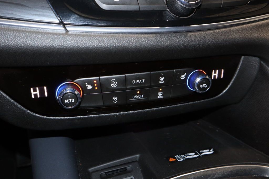 Used 2023 Buick Enclave Essence w/ Experience Buick Package image 34