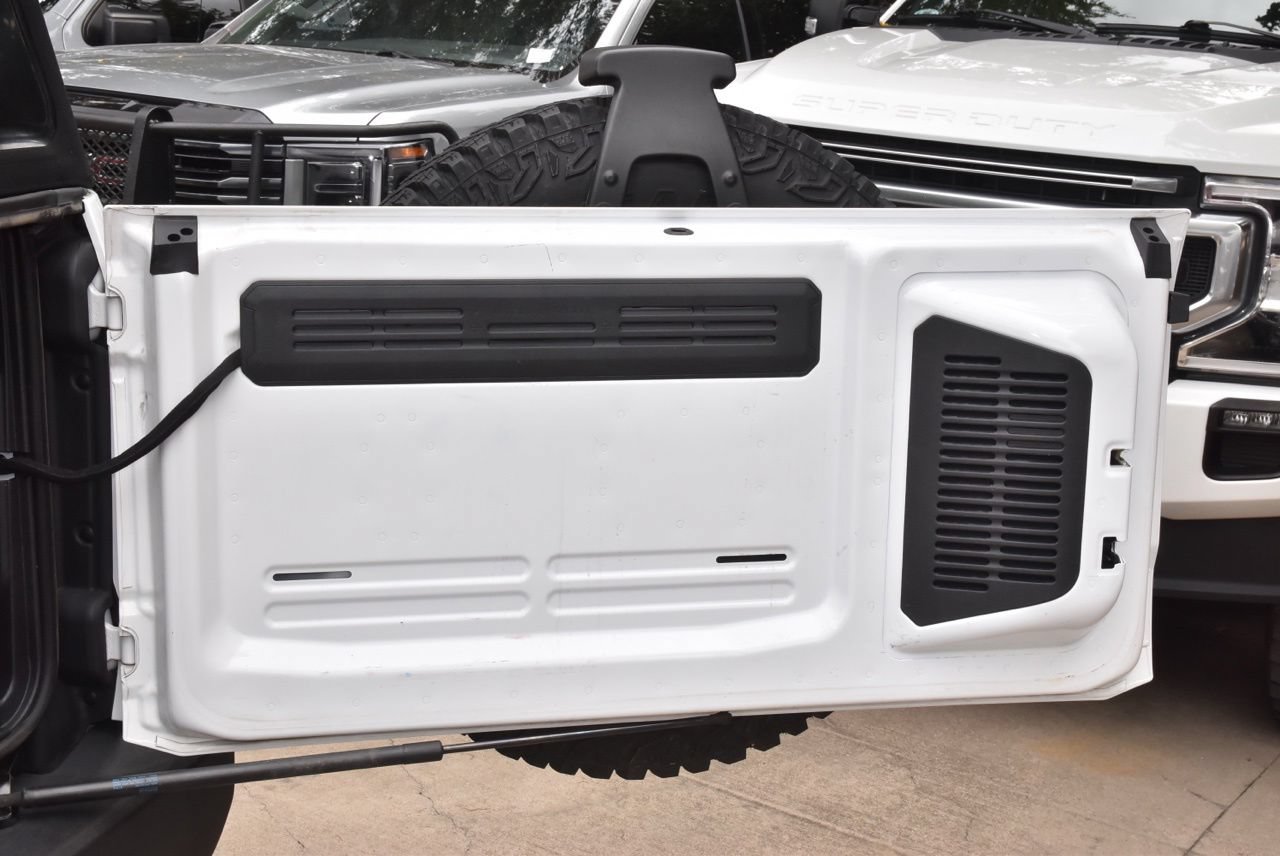 Certified 2023 Ford Bronco Big Bend w/ Sasquatch Package AWD/4WD image 44