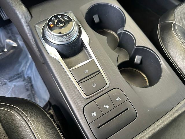 Certified 2020 Ford Escape Titanium FWD image 21