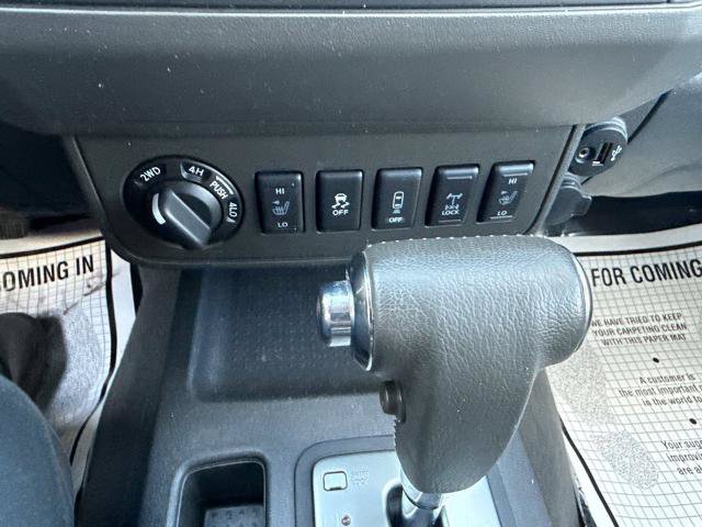 Used 2019 Nissan Frontier 4x4 Crew Cab image 15