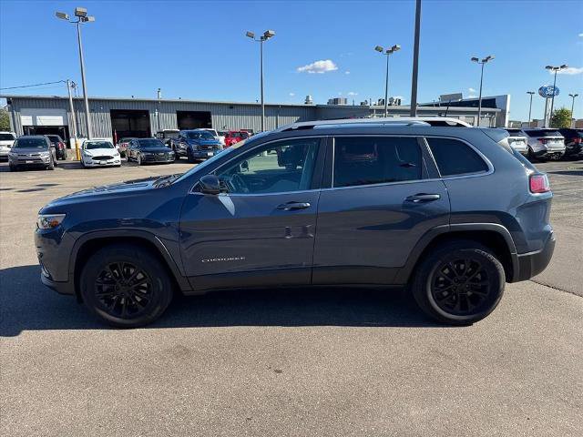 Used 2021 Jeep Cherokee Latitude Lux w/ Sun & Sound Group image 3