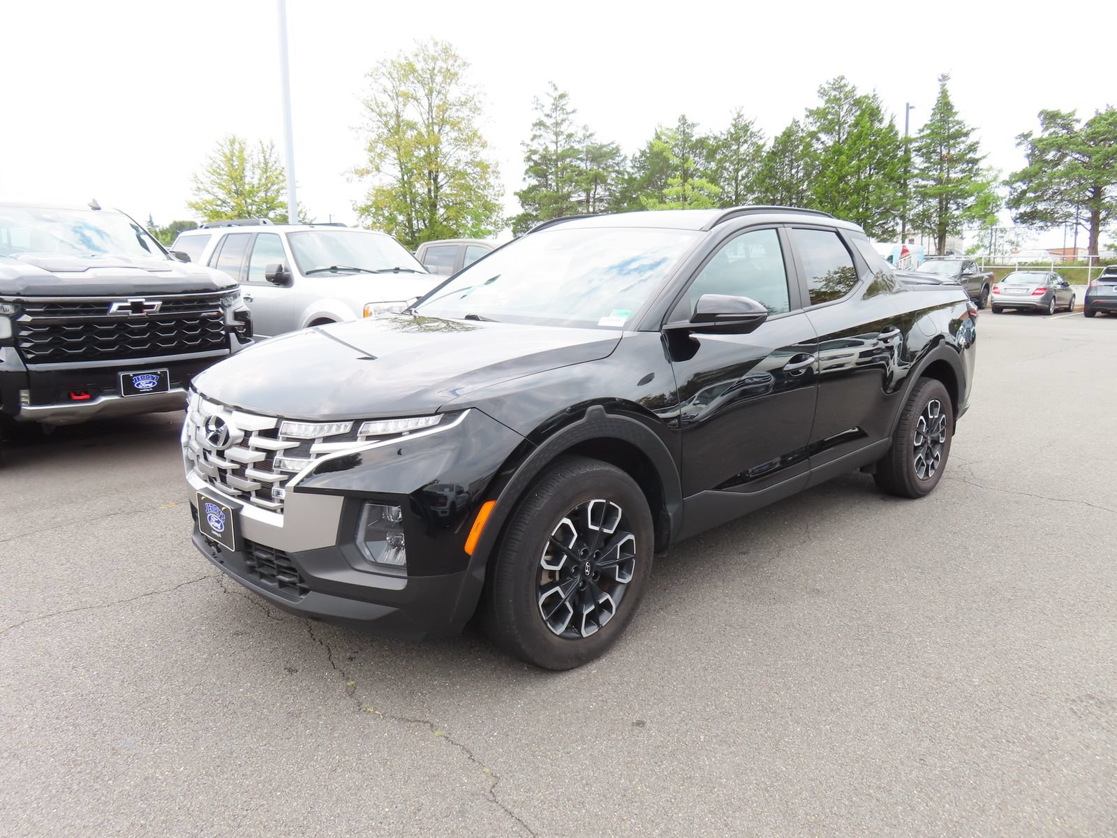 Used 2023 Hyundai Santa Cruz SEL Premium AWD/4WD image 3