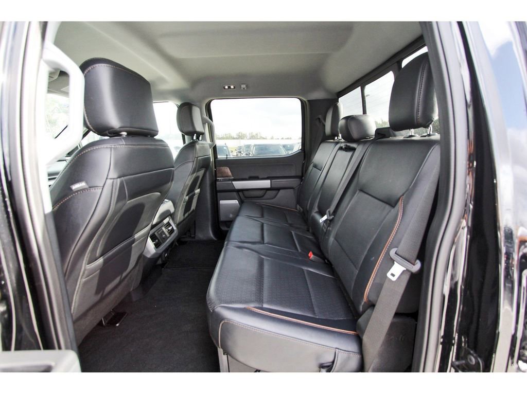 Certified 2025 Ford F250 Lariat w/ FX4 Off-Road Package image 10