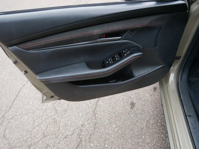 Used 2024 MAZDA MAZDA3 s image 12