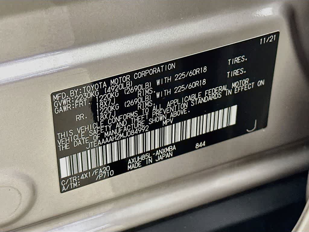 Used 2021 Toyota Venza LE AWD/4WD image 23