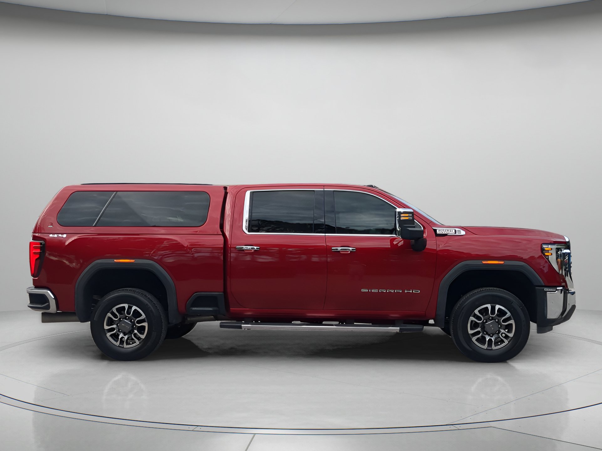Used 2024 GMC Sierra 2500 SLT w/ SLT Premium Package AWD/4WD image 39