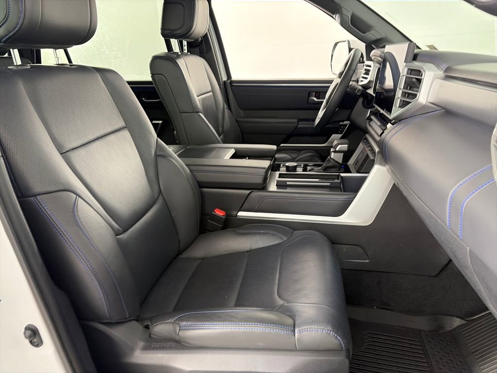 Used 2024 Toyota Sequoia Platinum AWD/4WD image 29