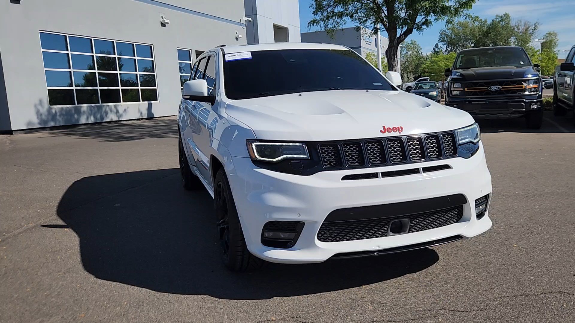 Used 2017 Jeep Grand Cherokee SRT AWD/4WD image 6