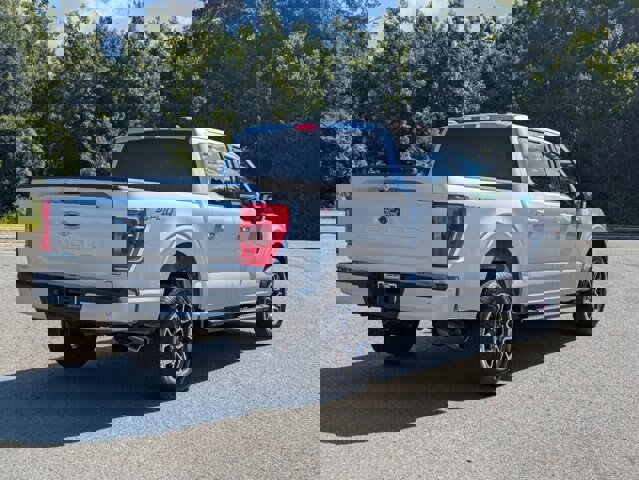 Certified 2022 Ford F150 XLT w/ Equipment Group 302A High image 4