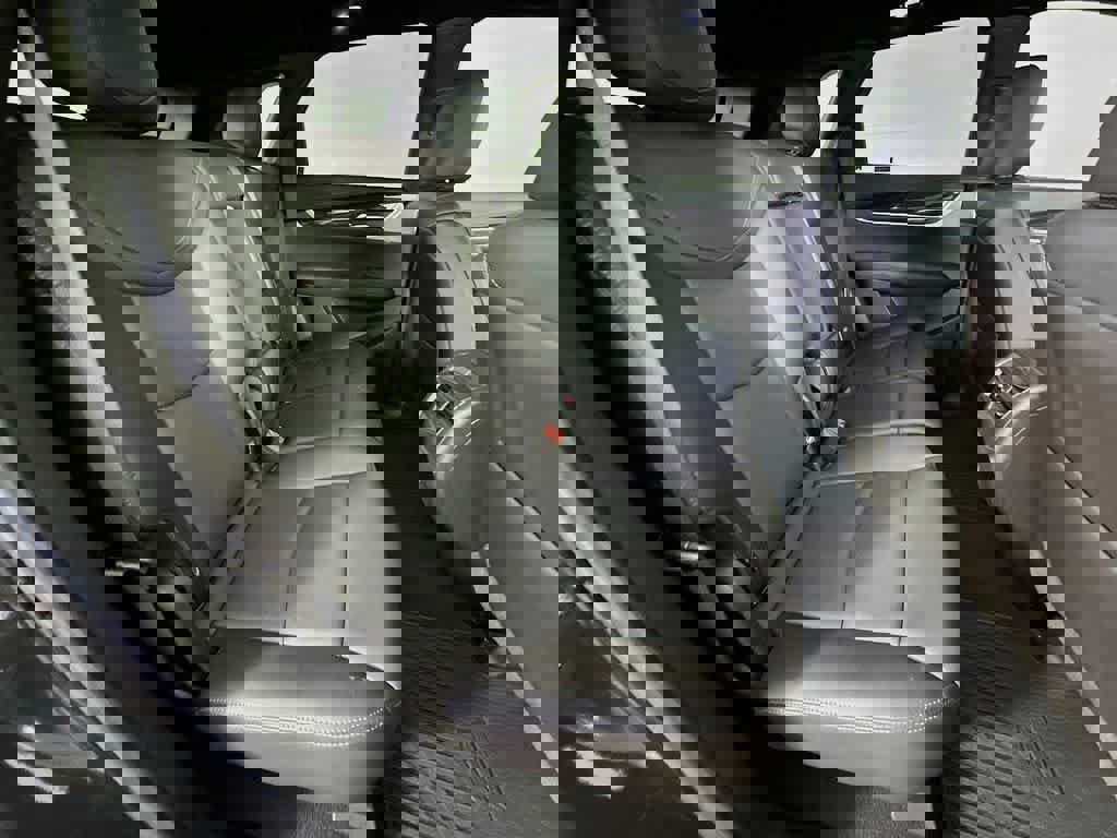 Used 2023 Cadillac XT5 Premium Luxury image 65