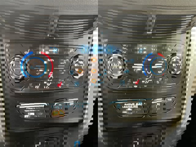 Certified 2019 Ford Escape SE image 29