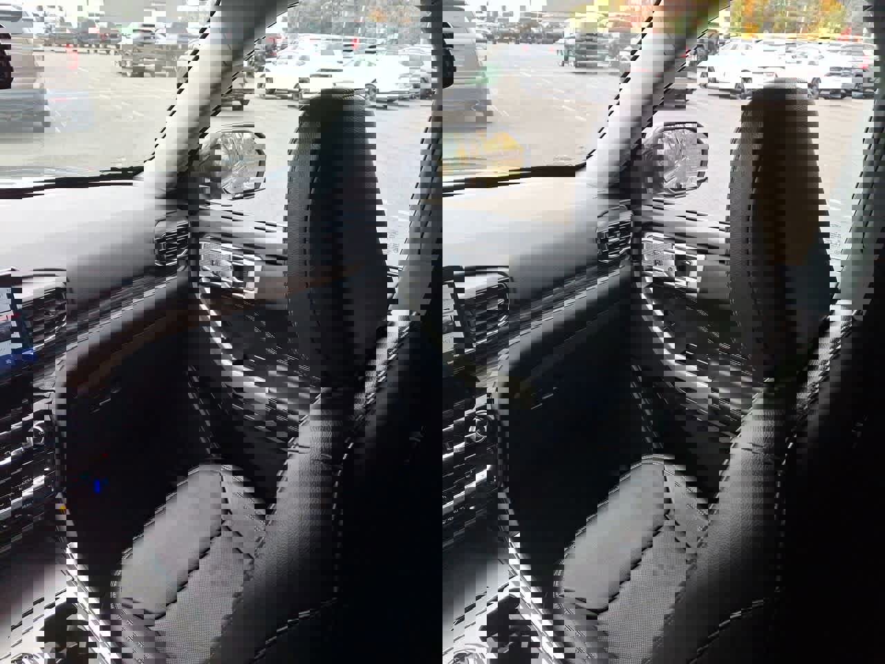 Certified 2022 Ford Explorer Limited image 11