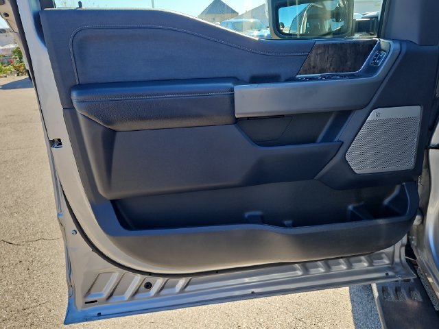Certified 2023 Ford F250 Lariat w/ Tremor Off-Road Package AWD/4WD image 21
