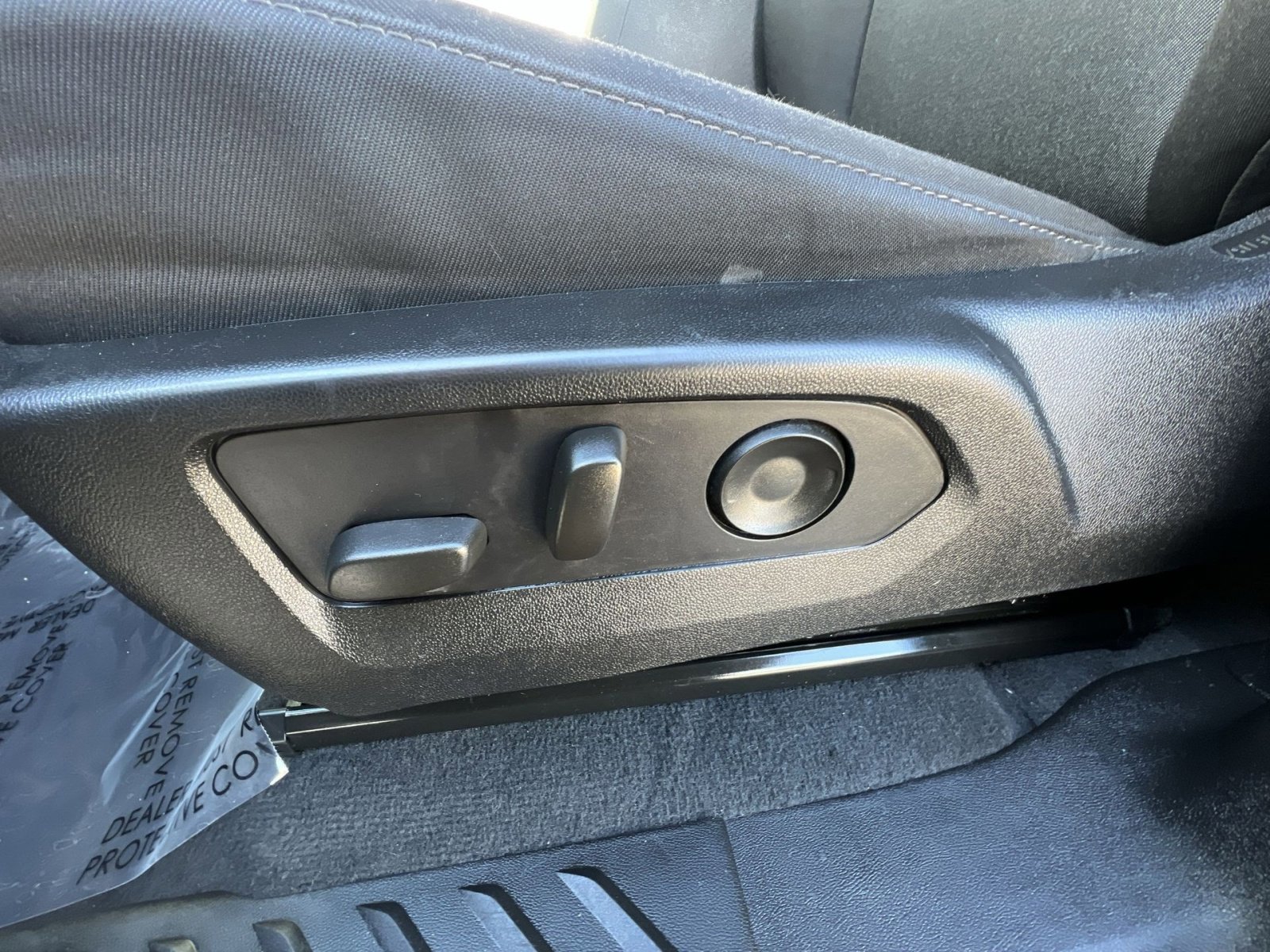 Used 2024 Chevrolet Colorado Trail Boss w/ Technology Package image 14