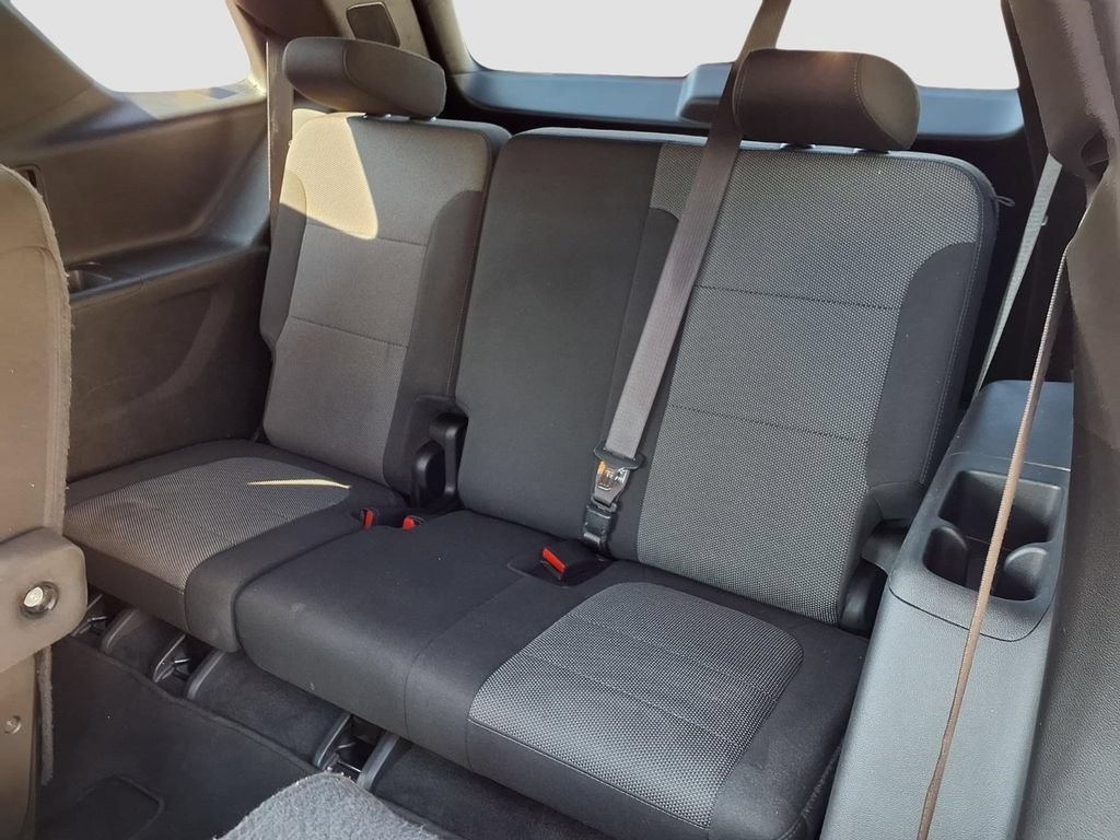 Used 2023 Chevrolet Traverse LT AWD/4WD image 28