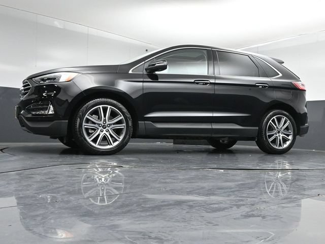 Certified 2024 Ford Edge Titanium w/ Equipment Group 301A AWD/4WD image 39