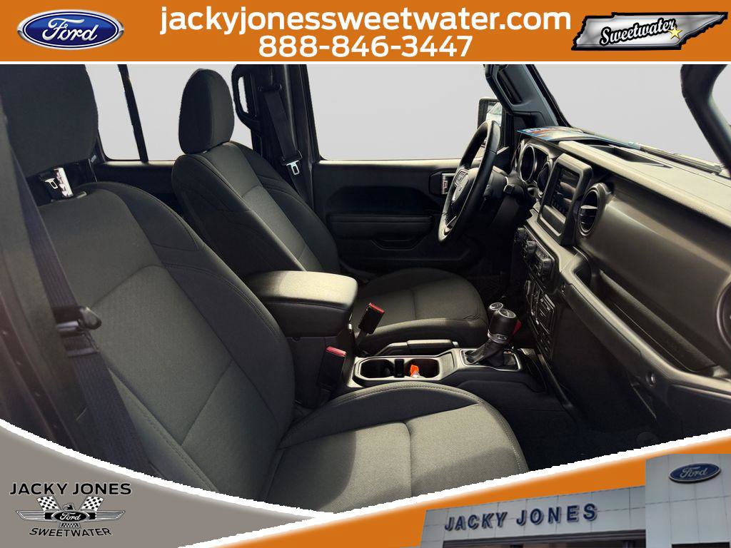 Used 2022 Jeep Gladiator Sport AWD/4WD image 15