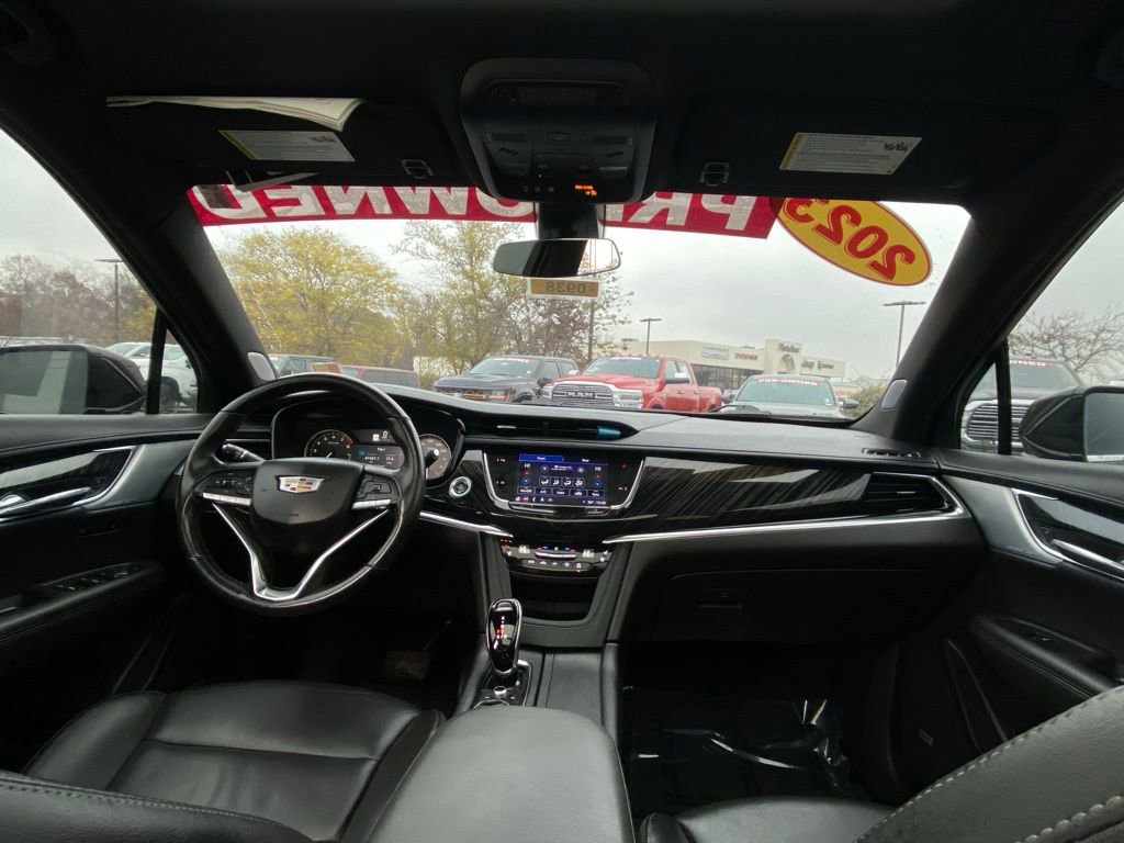 Used 2023 Cadillac XT6 Premium Luxury image 29