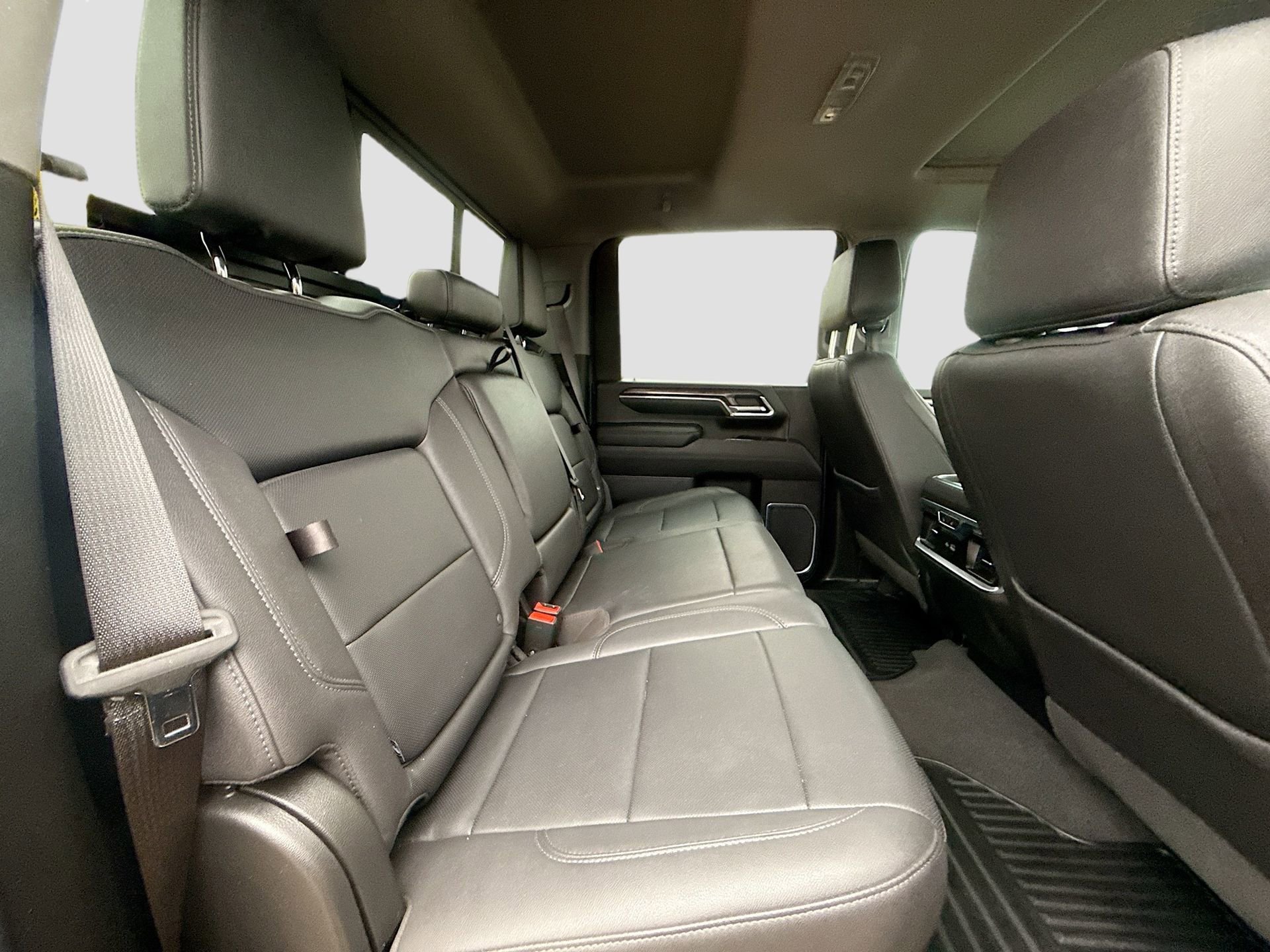 Used 2024 Chevrolet Silverado 3500 LTZ w/ LTZ Plus Package image 33