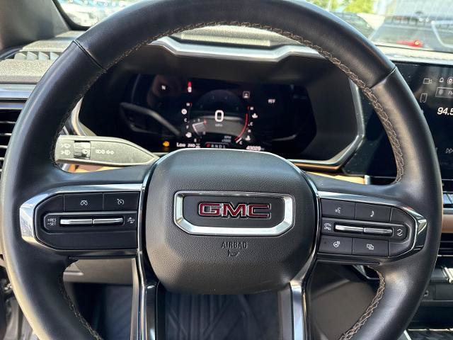 Used 2023 GMC Canyon AT4 w/ AT4 Premium Package AWD/4WD image 11