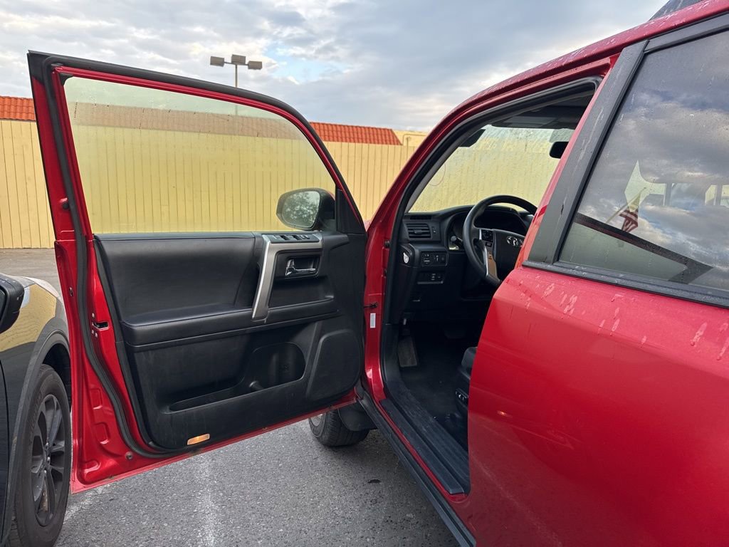 Used 2024 Toyota 4Runner SR5 image 6