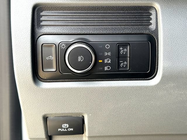 Certified 2024 Ford F250 XLT AWD/4WD image 16