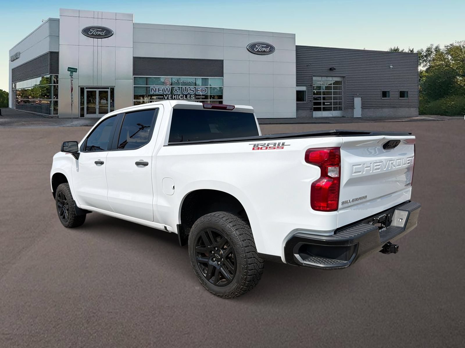 Used 2022 Chevrolet Silverado 1500 Custom Trail Boss AWD/4WD image 8