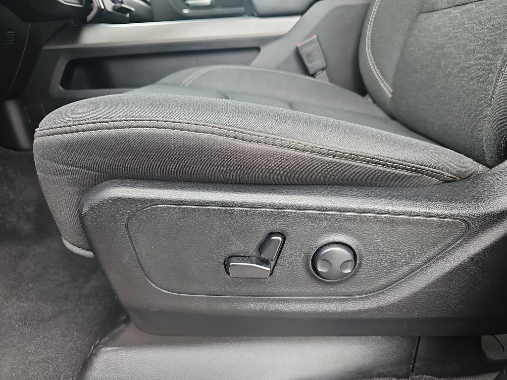 Used 2025 RAM 1500 Big Horn AWD/4WD image 28